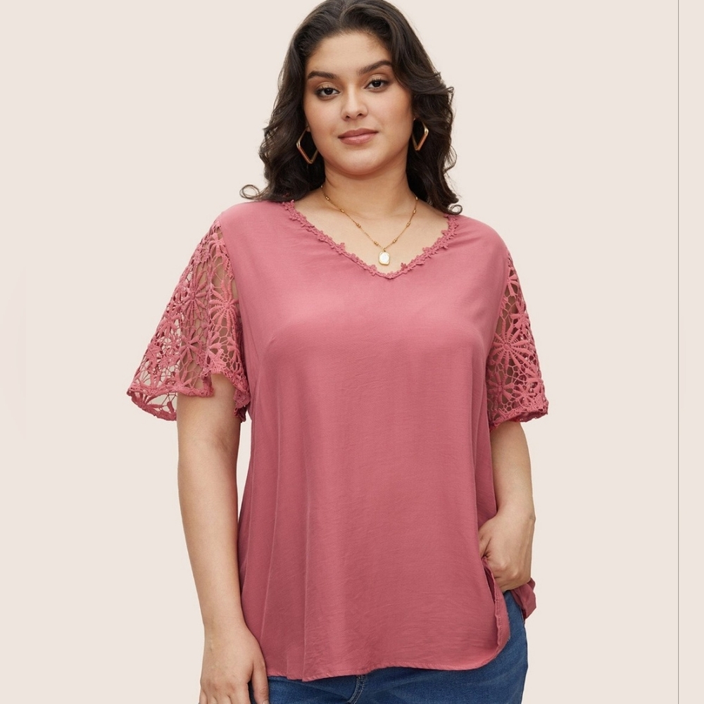 BloomChic Plain V Neck Floral‎ Patchwork Blouse